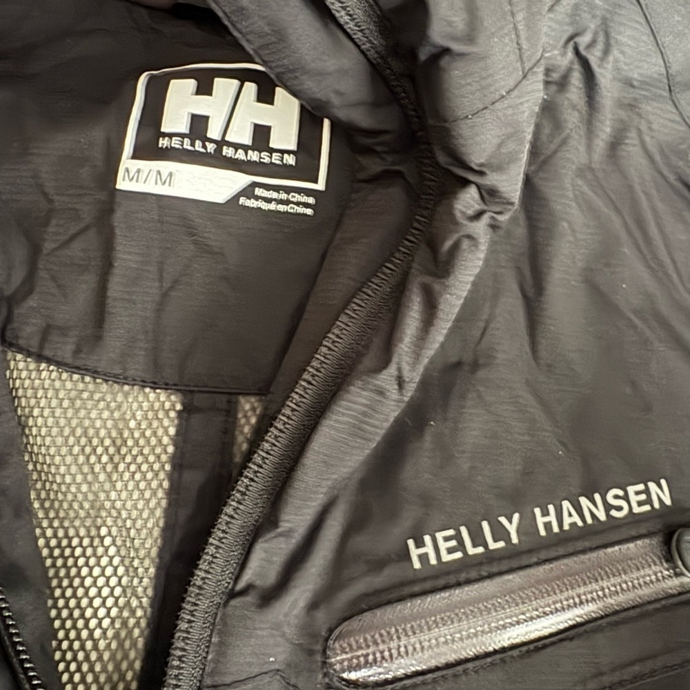 [M]Helly Hansen Women's Black Raincoat Waterproof Mid Jacket - Picture 4 of 8